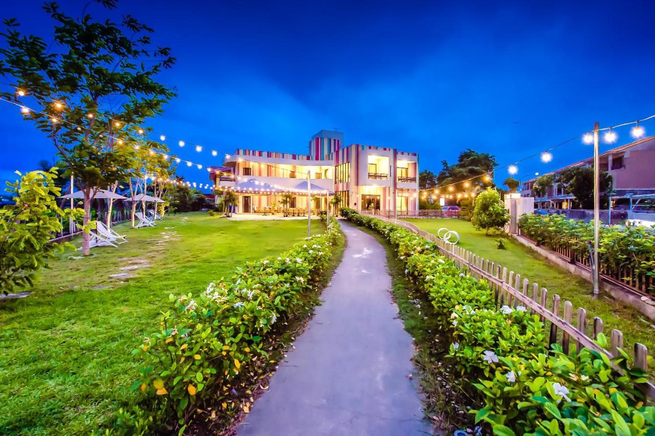 Taitung Rainbow Pet Friendly Maison Resort エクステリア 写真